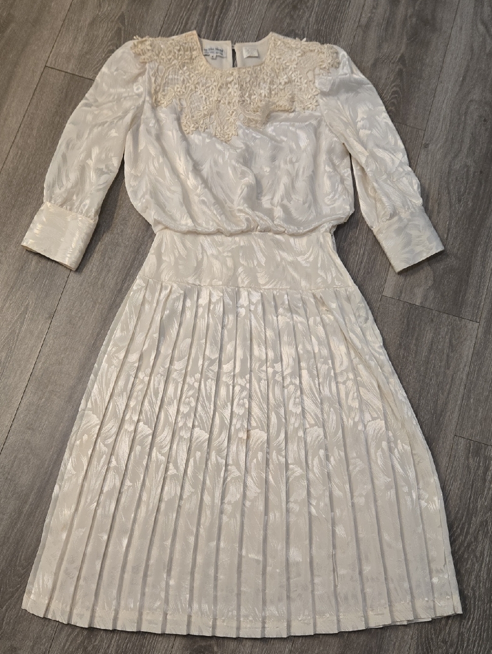 Vintage In The Mood Cream Lace Yoke Pleated Midi Dress Size 8 Formal Wedding